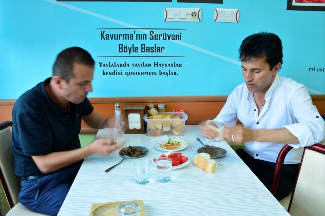 Yedi saniyede pişen lezzet: Gölhisar kavurması